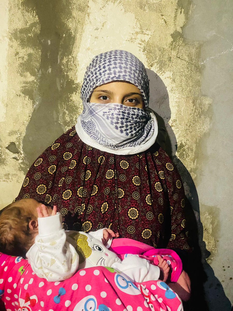 PLEASE DON'T SKIP ME :((
🥺
My account has been restricted, 
So, my gfm doesn't appear to everyone! 
Please support my family gfm !!
by sharing and quoting and donating 💔🙏🏻🚨

Please, Leave a comment 🇵🇸 or 🍉gofund.me/520ba731