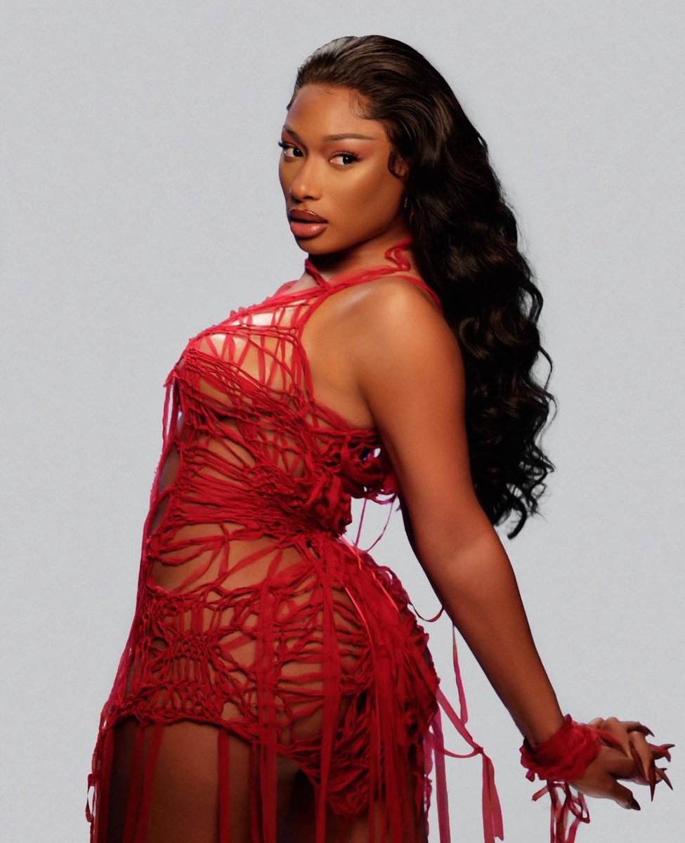 PopBase's tweet image. TWICE will be featured on a remix of Megan Thee Stallion’s ‘MAMUSHI’ out this Friday.