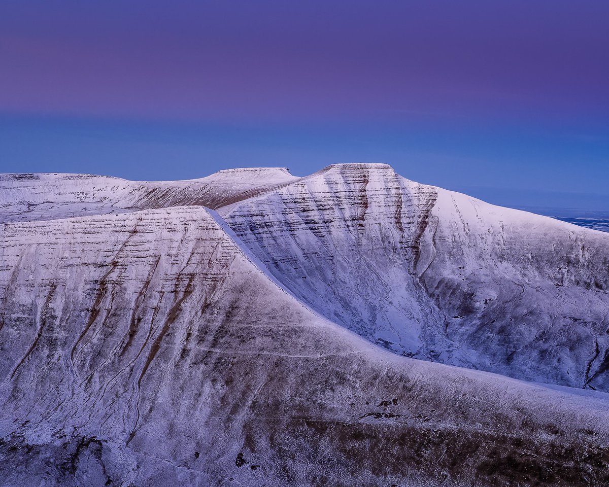 The Great Outdoors (@tgomagazine) on Twitter photo Escape to #BannauBrycheiniog in new #TheGreatOutdoors ๐ป
โ "The snow in South Wales usually doesnโt last long so I take every opportunity to hike up high and photograph the tops blanketed in winter..."
๐ธ <a href="/Itkap1308/">Itay Kaplan</a>
Get more winter mountain inspiration:
thegreatoutdoorsmag.com/latest-issue/hโฆ Escape to #BannauBrycheiniog in new #TheGreatOutdoors ๐ป
โ "The snow in South Wales usually doesnโt last long so I take every opportunity to hike up high and photograph the tops blanketed in winter..."
๐ธ <a href="/Itkap1308/">Itay Kaplan</a>
Get more winter mountain inspiration:
thegreatoutdoorsmag.com/latest-issue/hโฆ