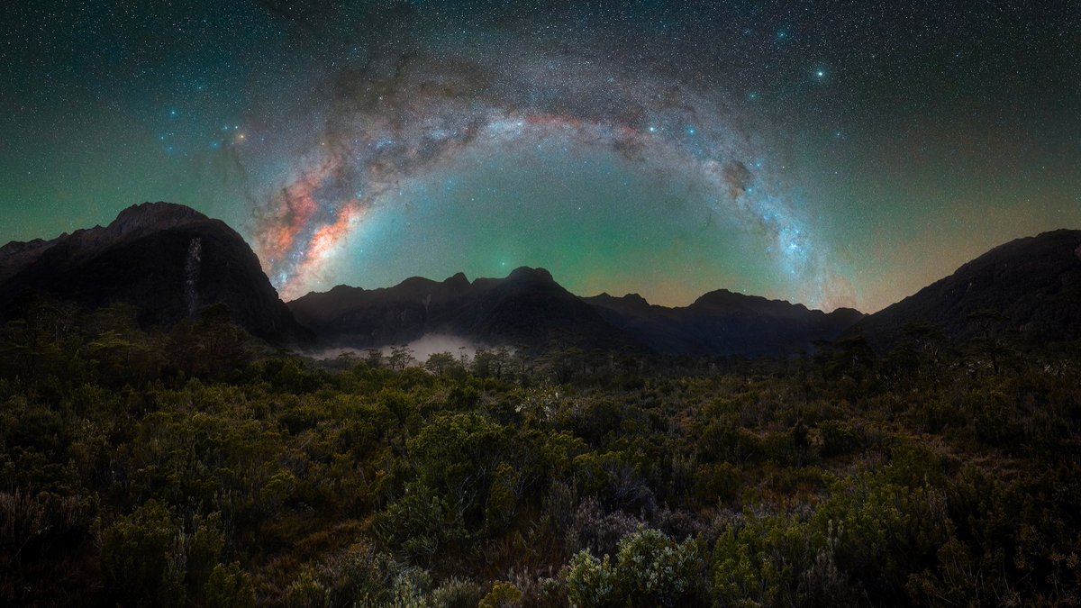 Some nightscape photos I captured.
We're very lucky to have such dark skies here in New Zealand ✨