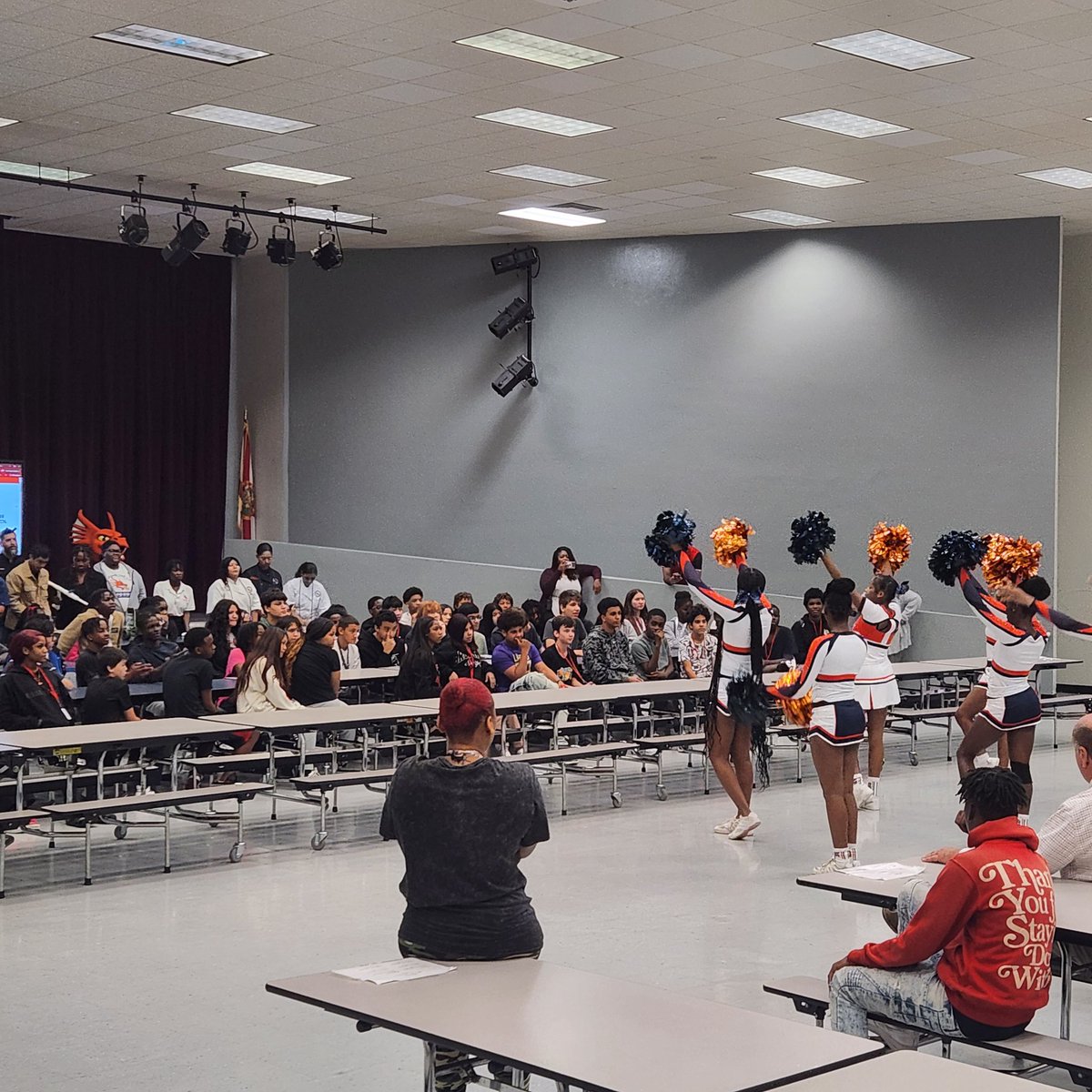 SHSMagnet's tweet image. The Stranahan Magnet Programs Road Show kicked off at Awesome Olsen Middle.  We had a blast! Thank you for the amazing support of our Magnet Programs.