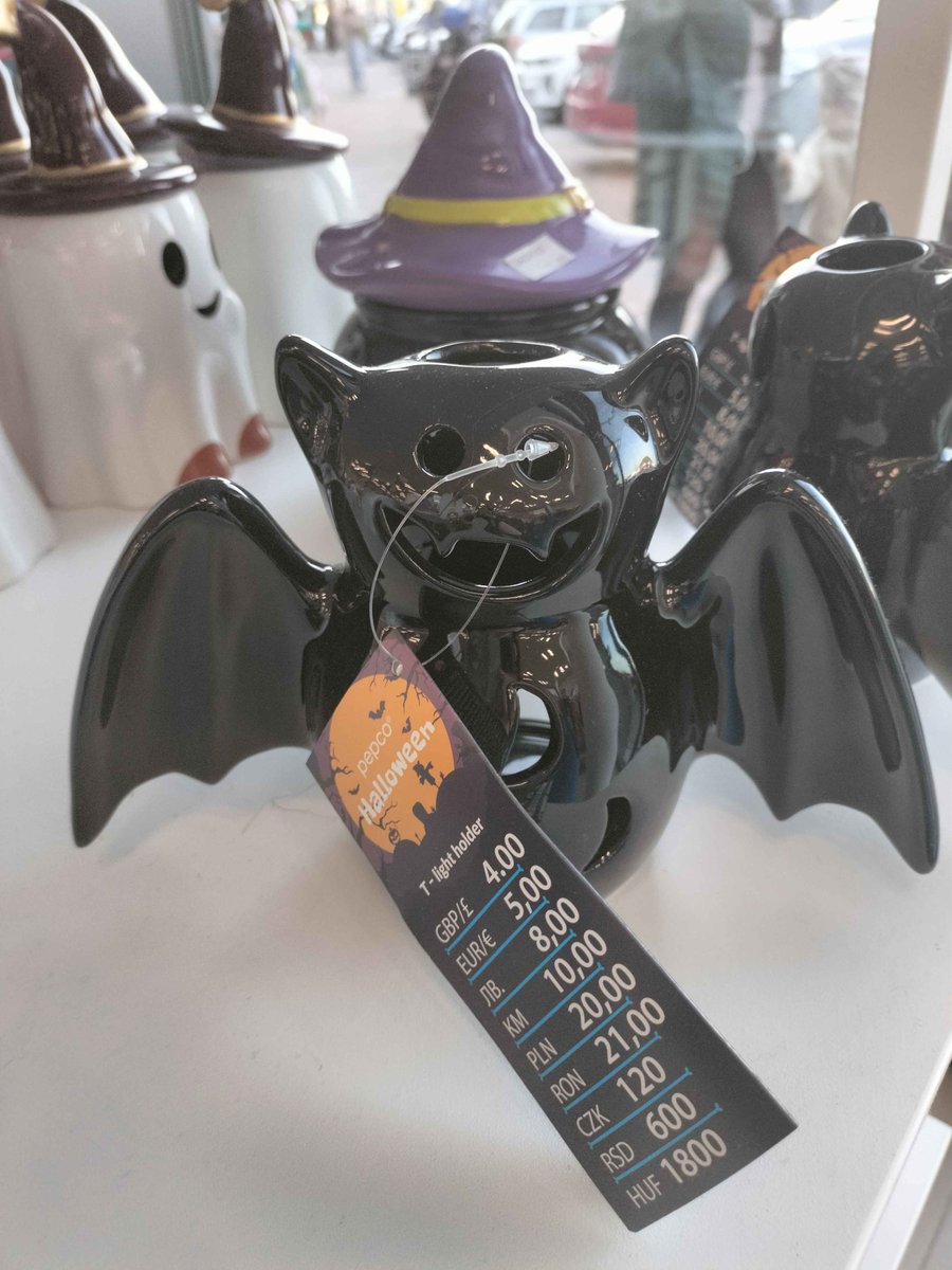 Nero Sparda/ Raydel/ Spike Spiegel /Mirage Melian tweet media