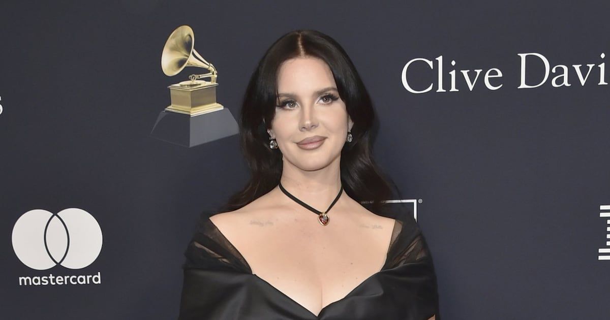 CP24's tweet photo. Lana Del Rey did marry alligator swamp tour guide Jeremy Dufrene in Louisiana, document shows https://t.co/IzDCG8BVcB https://t.co/D94ksGhy2i