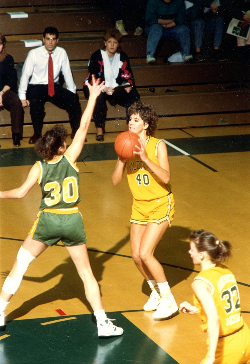 NMU_WBBall's tweet photo. Women’s Basketball to Retire Lisa Jamula Maki’s Jersey.

📰 https://t.co/Cq8gRUCKn7

#NMUwildcats https://t.co/X8gJN44eZe