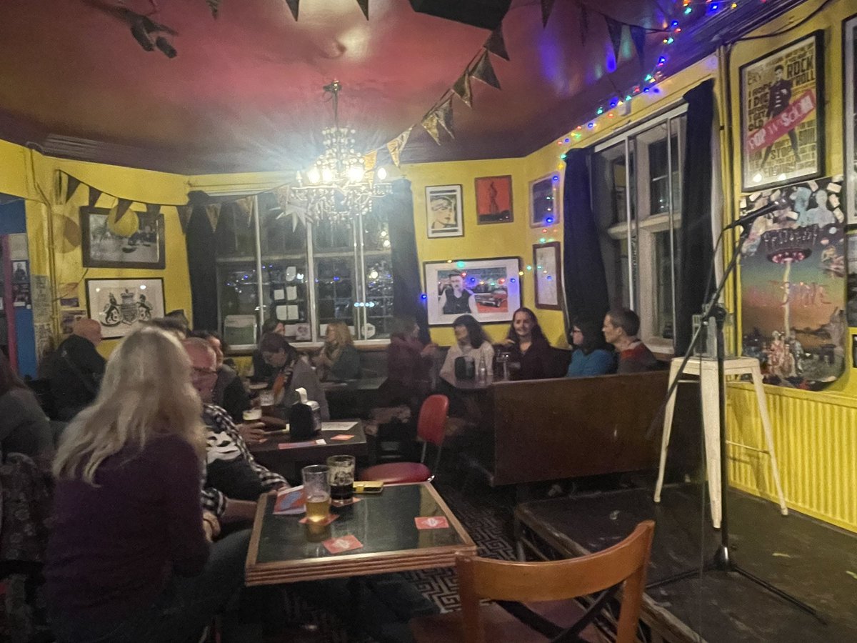 dialectwriters tweet media