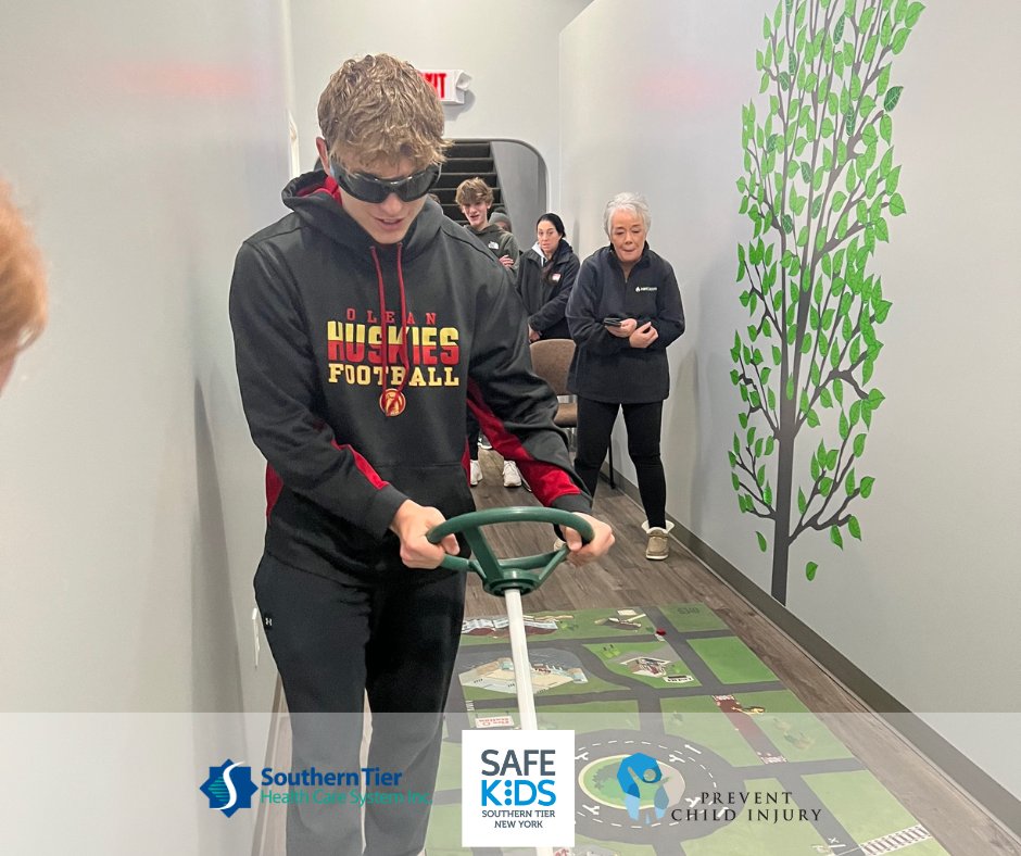STHCS150's tweet photo. Teens who take driver's education and driver's safety courses are more likely to follow traffic laws.
#RulesForTheRoad
#Teendriving #teendriversafetyweek
#RulesForTheRoad https://t.co/DGdIKd1mup