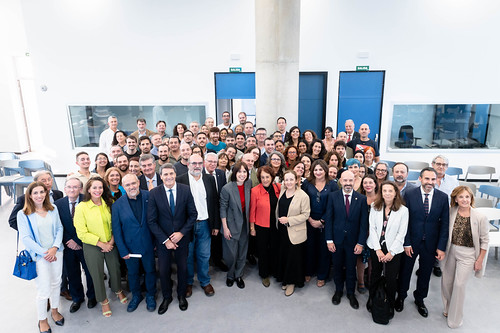 La ministra de <a href="/CienciaGob/">Ministerio de Ciencia, Innovación y Universidades</a>, <a href="/DianaMorantR/">Diana Morant</a>, ha inaugurado hoy nuestra nueva sede en Málaga 🔝

Muchas gracias a todos los que lo han hecho posible 🤗

ciencia.gob.es/Noticias/2024/…