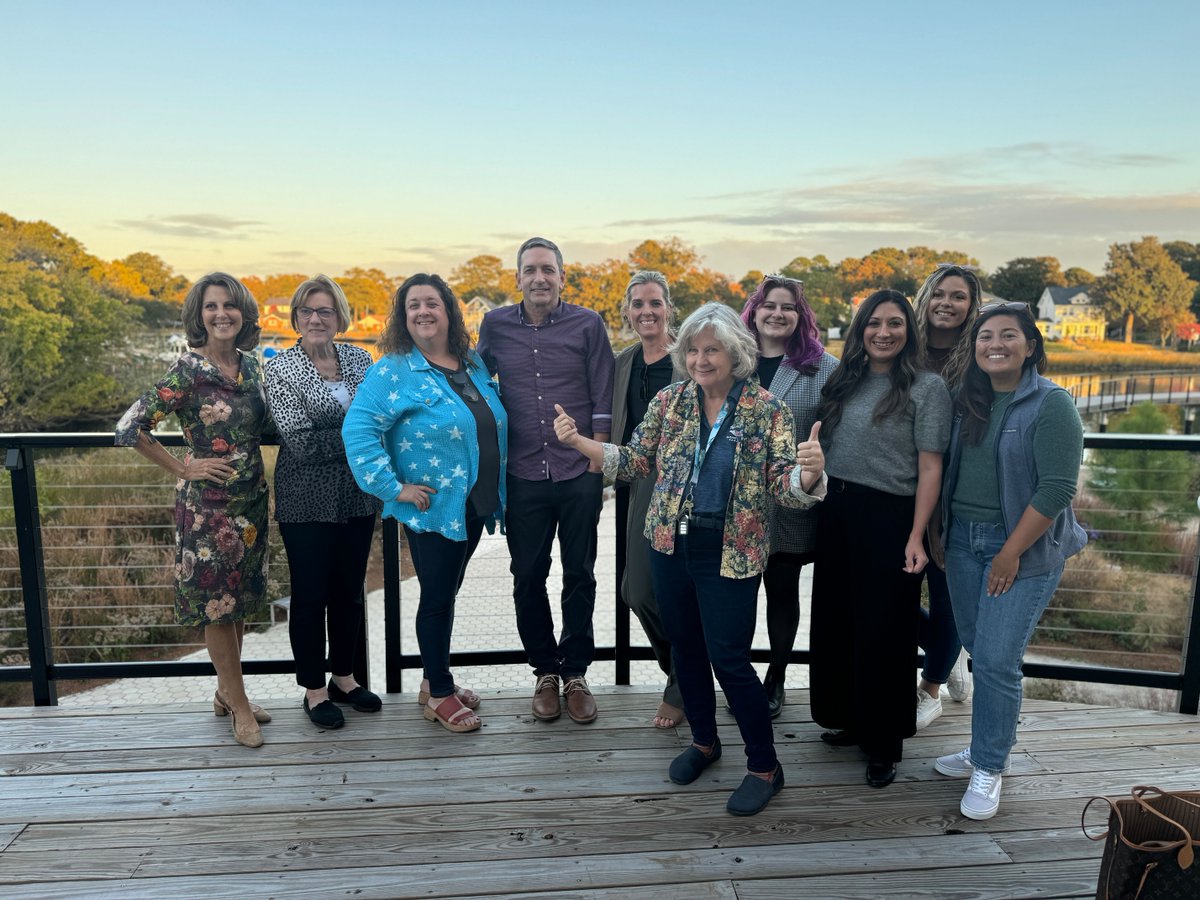 _davisadagency's tweet photo. We had a beautiful evening with our team at @ElizRiverProj's Ryan Resilience Lab 🌱🦪🦦 Learn more about our client's new, ground breaking chapter here: https://t.co/Ku6MukHUrL

#WeAreDavis https://t.co/vWbZhsnjMk