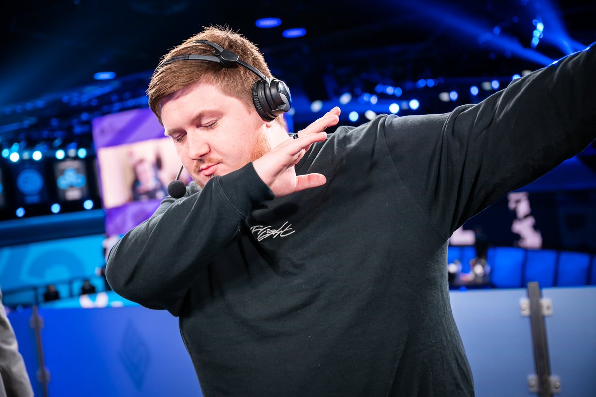 Im LFT for 2025!

Im a support in and out of game with an expertise in helping rookies find their footing. 
I'd love a chance to leverage my skills in LFL, NACL, or LCS!

5x🏆1st Academy Regular Season
2x🏆Academy Playoffs Wins
1 Year LCS
Fluent FR/ENG
RTs appreciated! ♥️