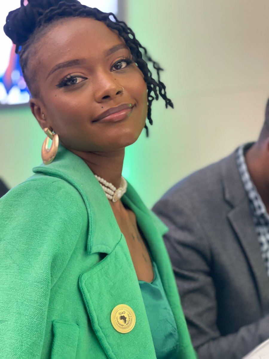 Kiki tweet media