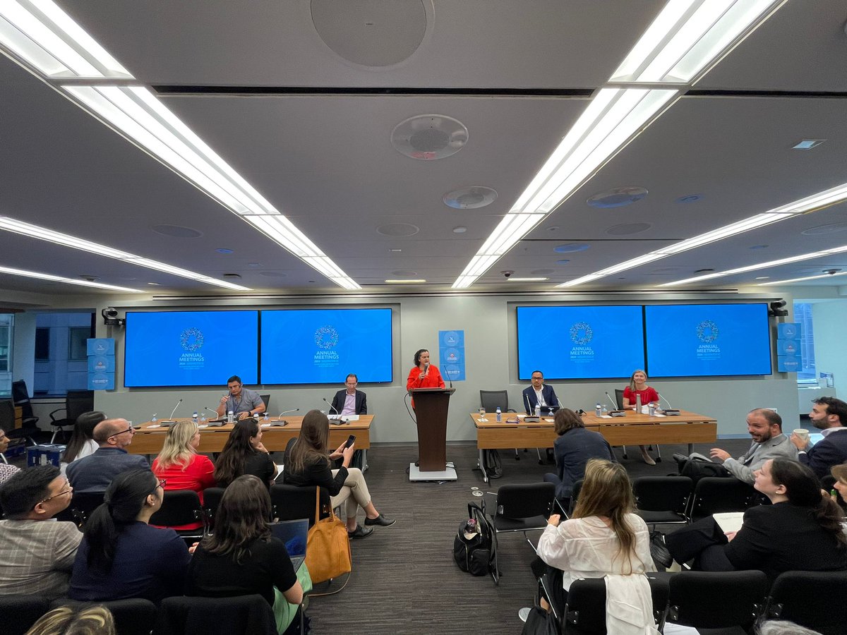 ciel_tweets's tweet photo. Starting now at #WBGMeetings #AMCSO24→ Panel discussion on #remedy for communities harmed by development projects featuring CIEL’s @Ambientalist, community leaders, activists, & #Accountability experts.
🔗 Livestream: https://t.co/0FeX3qMeL7
🧵key takeaways in thread below👇 https://t.co/N8o7Qzf7gX