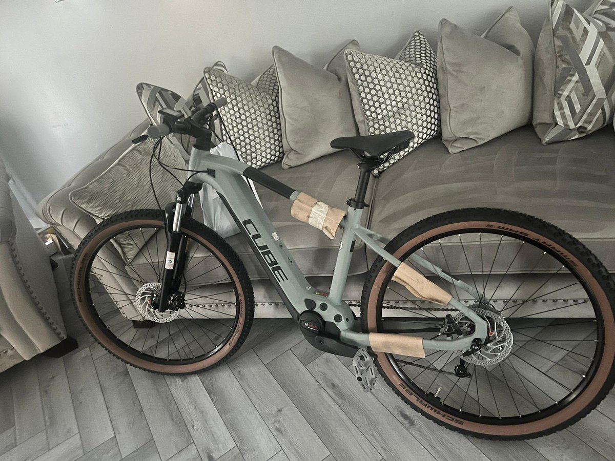 Anyone get offered this bike, let us know, just been robbed off one of our boys by 3 lads near edge lane McDonald’s #rats