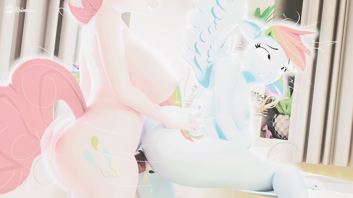 her and pinkie were just . . having fun !