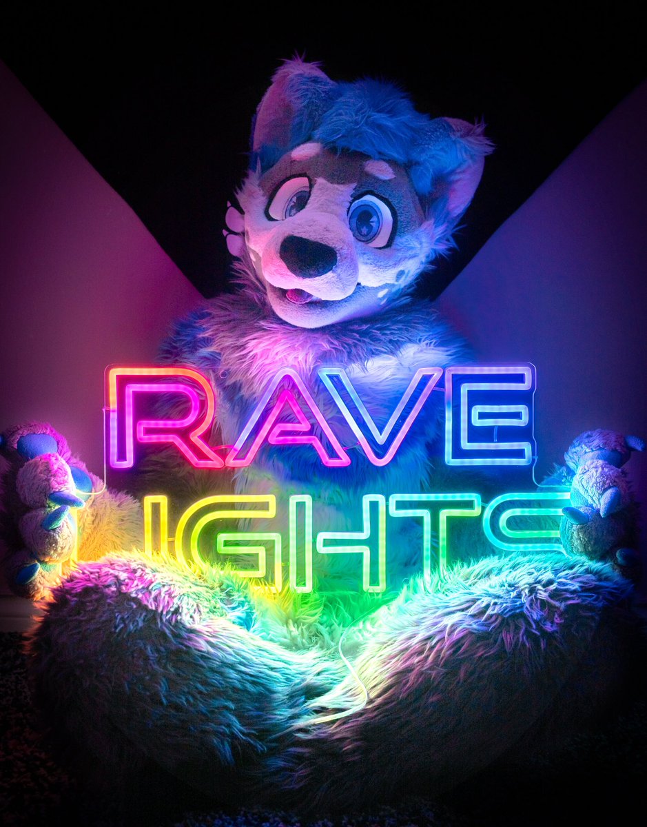RAVELIGHTS tweet media
