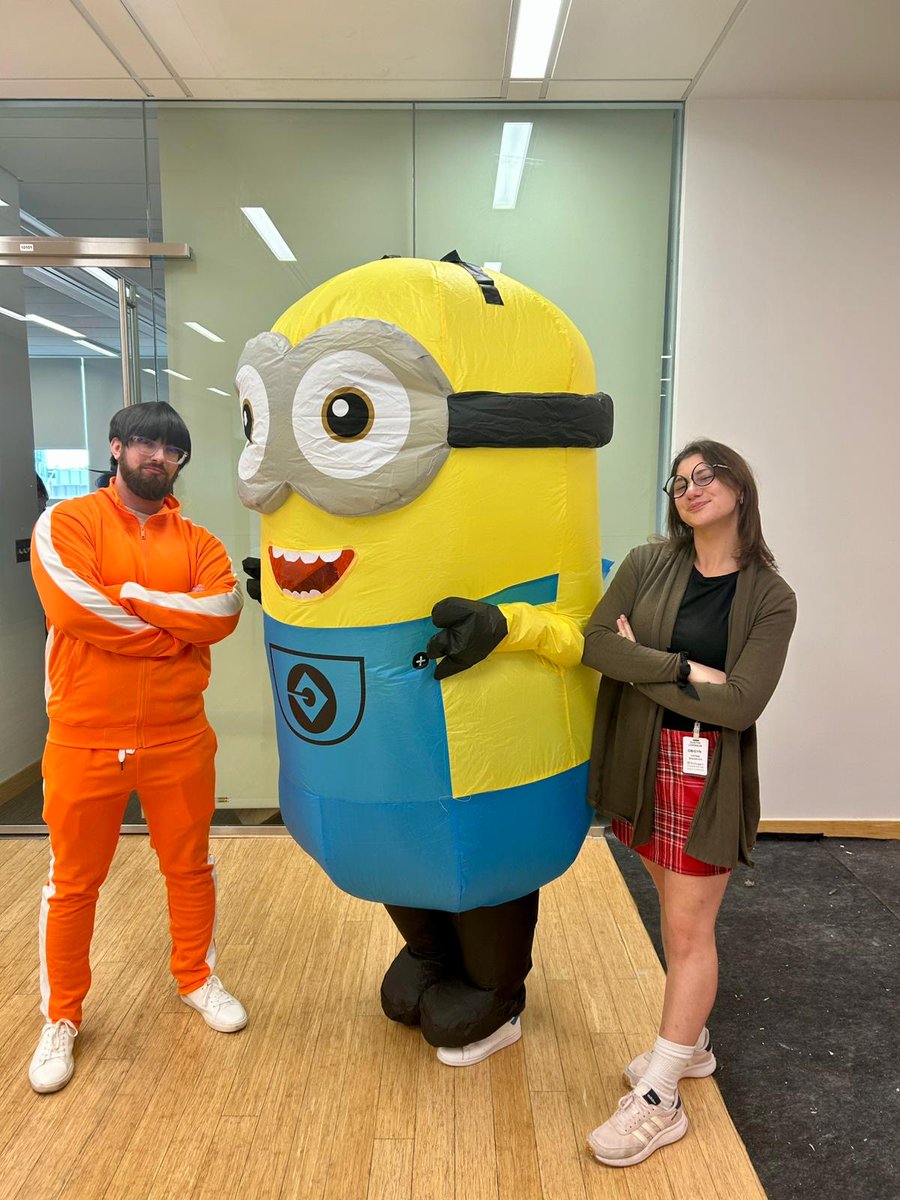 nardhygomez's tweet image. Once again, #NGLlab took home 🏆 Best Overall Costume at the #CRepHS Halloween party! We had a fantastic time, impressing and creating a buzz! Can you guess who&apos;s who? @washumedicine @WashU_OBGYN
@washu_pathology @derektm9 @LevensonDustyn @SeungbaekLee @JoSamuels