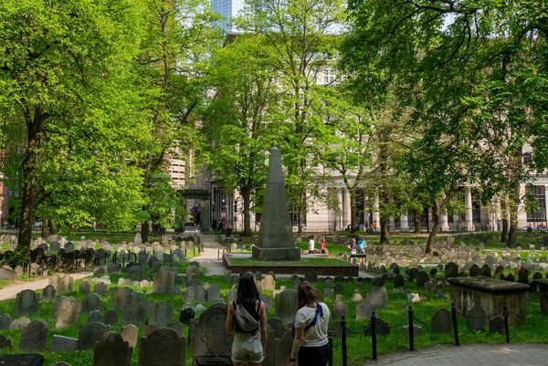 Trying to avoid the Halloween crowd? Here is a list of places to go—besides Salem—where you can enjoy the spooky season without all the crowds and traffic.

Full list ➡️spr.ly/6016qI71j
