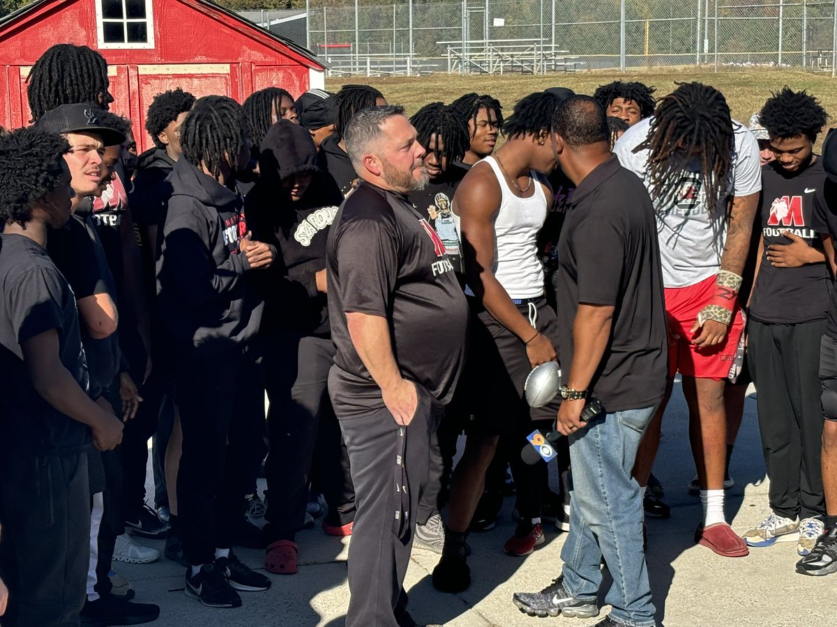 matoacahsathlet's tweet photo. Congrats to the Matoaca HS Football team for being named “The Final Score Friday Team of the Week” by #WTVR #CBS6 #7-0 ♥️🖤#WarriorsFootball 🏈 @MHS_Warriors_FB @MatoacaHighS https://t.co/puZPY8ofnt