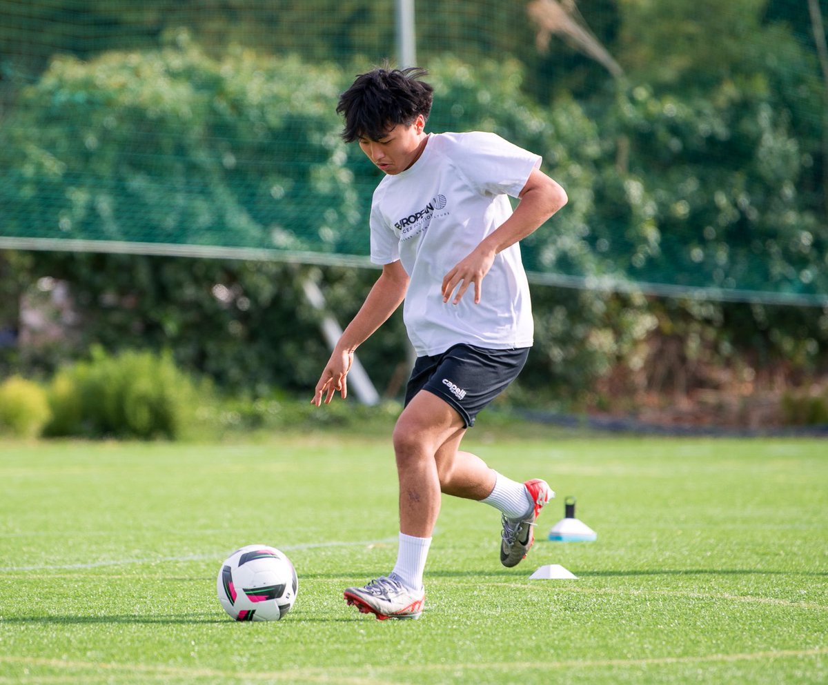 ESSTours's tweet image. The start of the Residency Program in #Barcelona is getting closer and closer. If you are interested, want to join the #ESSFamily or need more information about the program, do not hesitate to contact us. Limited spots!! bit.ly/ESSResidency ⚽️👍🏼 cc/ @didi_rg7