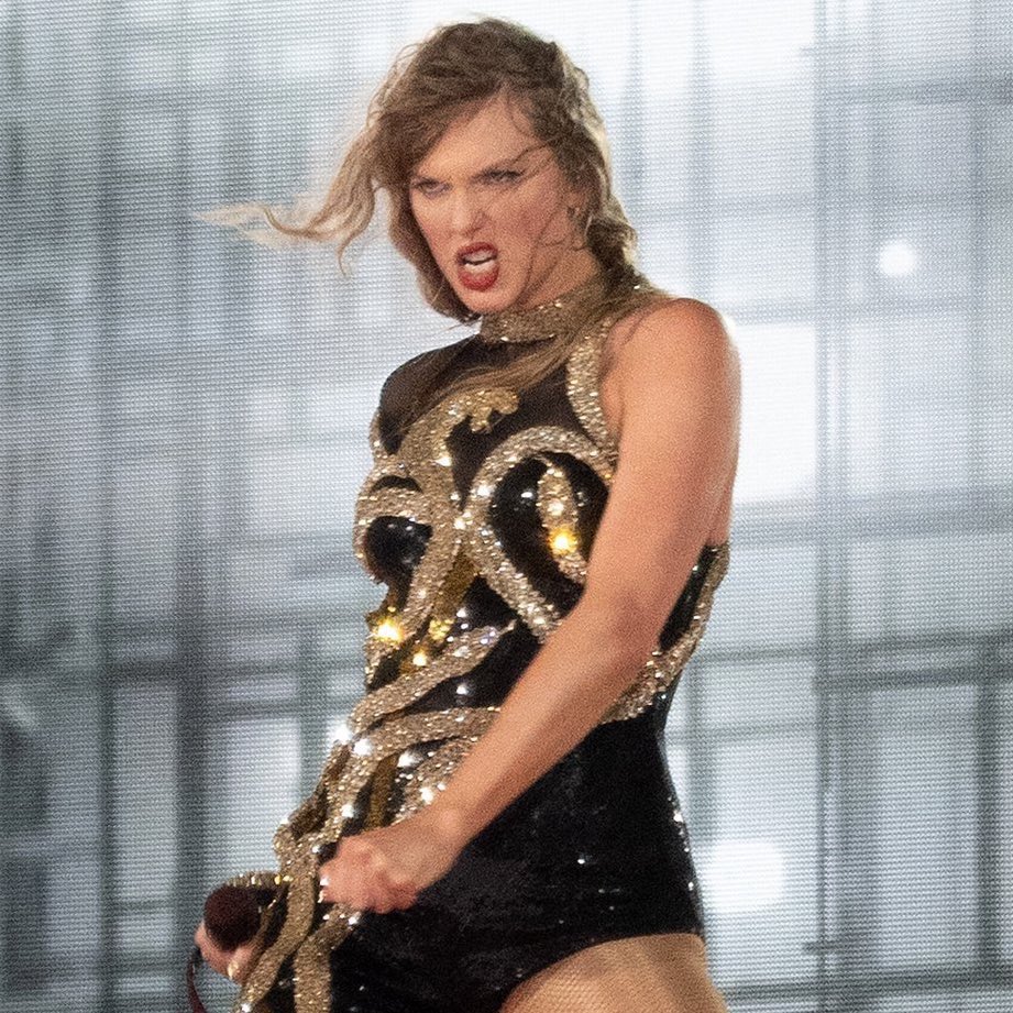 daily taystat (@dailytaystat) on Twitter photo 