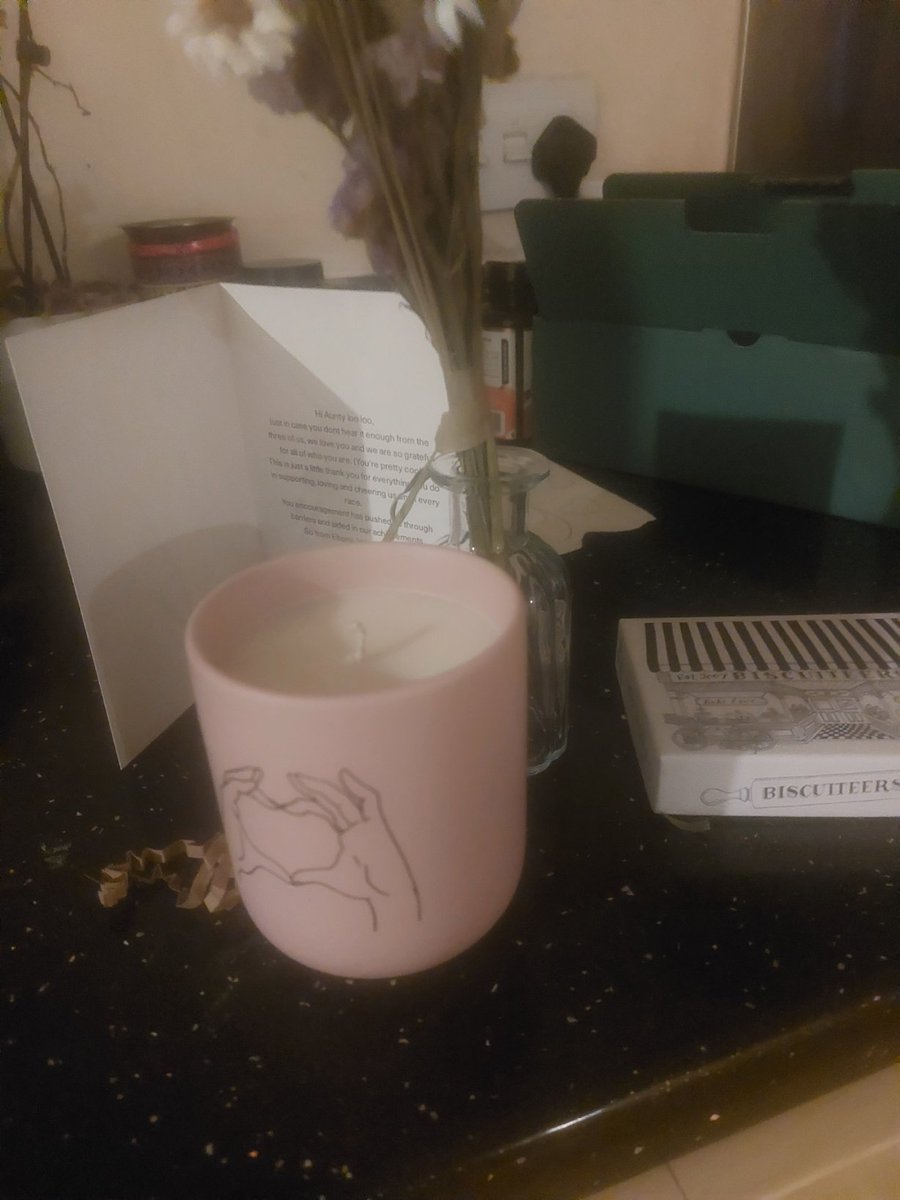 louisekwarteng's tweet photo. Came home to a lovely surprise from my niece and nephews....#ourkidsarethebest💖💝
#STMB https://t.co/aL2eIgz2MV