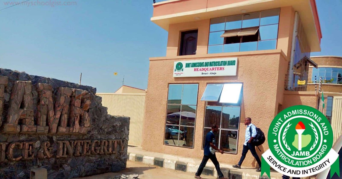 MySchoolGist's tweet photo. JAMB now allows candidates aged 15 to be admitted if they turn 16 by August 2025! Learn more ๐๐
#JAMBUpdates #NigeriaEducation #UniversityAdmissionsย
https://t.co/9DVDtOkZ04
Learn moreย โฌ๏ธ https://t.co/CIZUc1yWFY