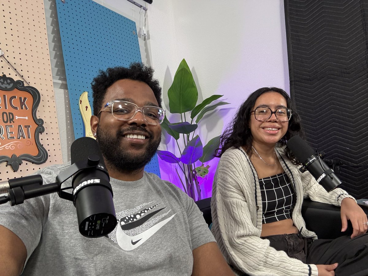 Going live playing Metaphor: ReFantazio for a bit, come through!

twitch.tv/gamesandnotgam…