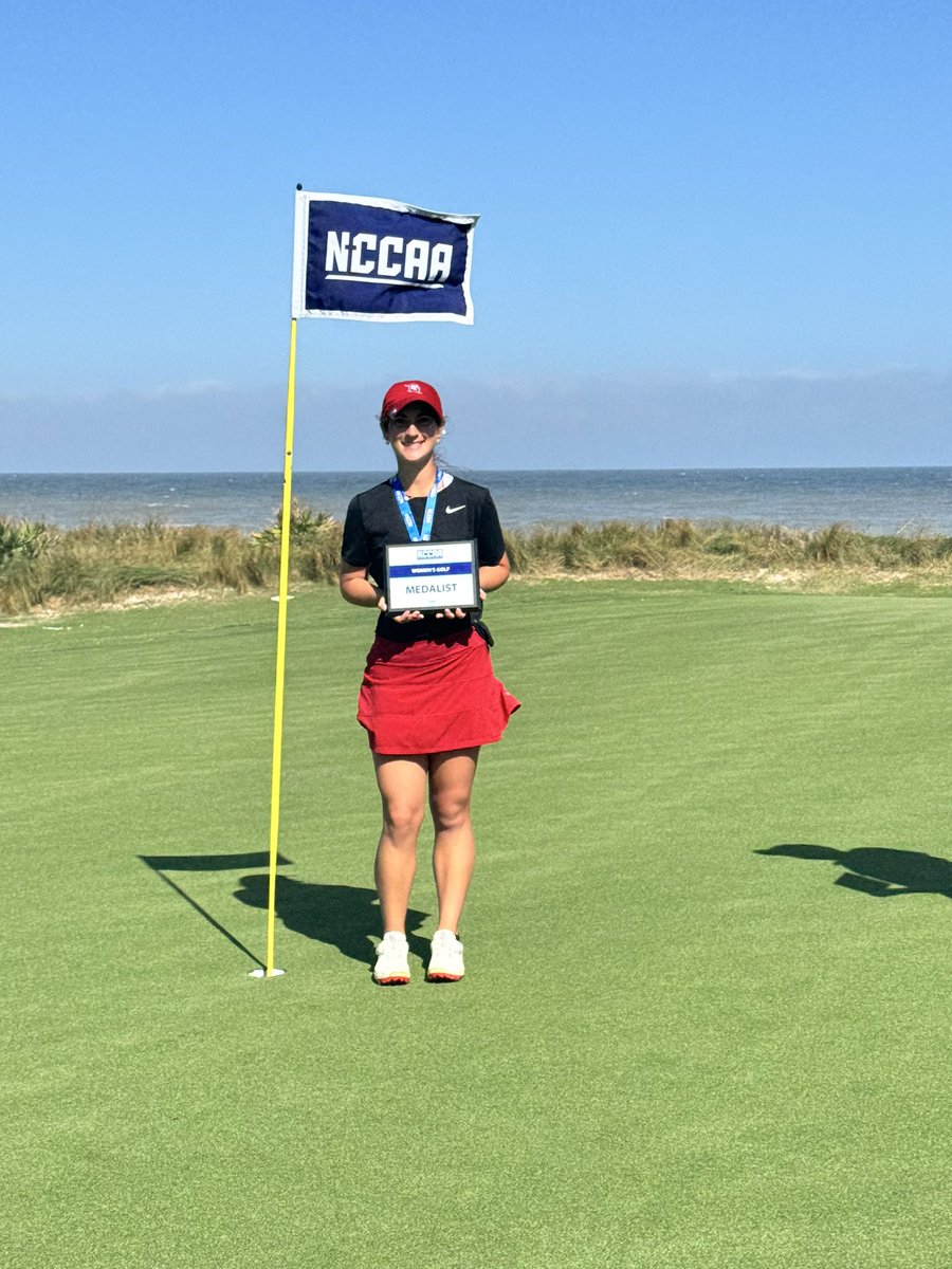 LadyRocksGolf tweet picture