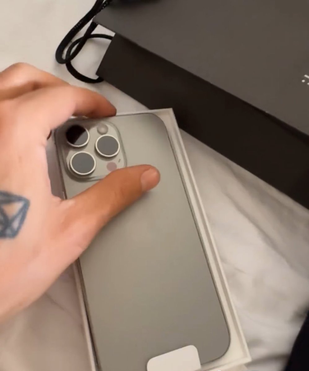 QG do POP tweet media