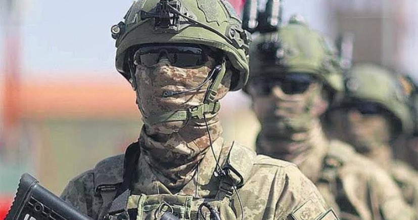 Teröristle masaya oturulmaz iş yapılmaz tartışmaya girilmez. Kafasına sıkılır sevaba girilir!!! #TUSAS