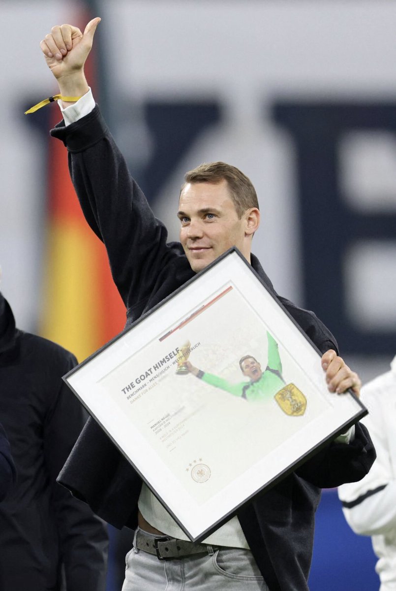 سقط جسر نوير 💔
#برشلونة_ميونخ