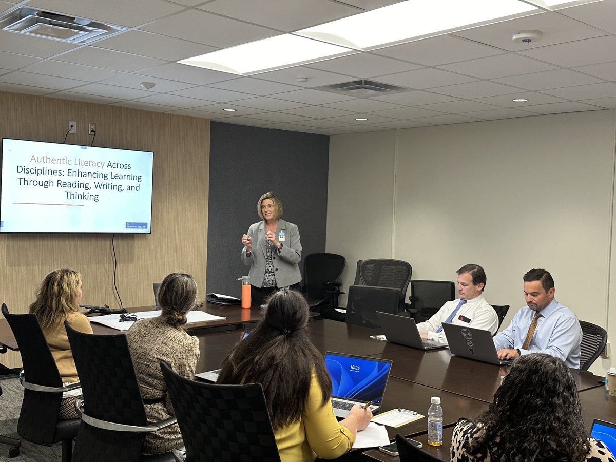 Roanoke City Public Schools tweet media