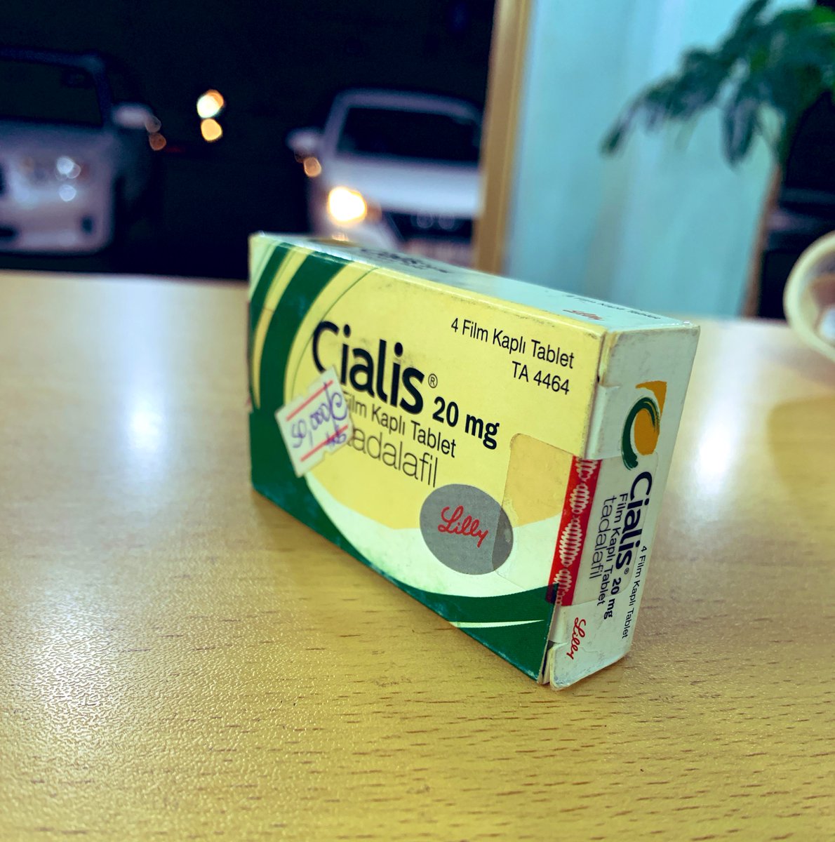 plarisspaul's tweet image. why would you last on bed for JUST 2 mins yet you can make it beyond 30 mins ….!
#drugDealer #𝕏med