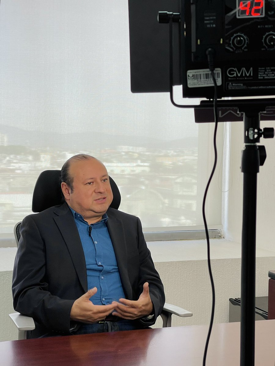 SamuelMunozG's tweet photo. Hoy grabé contenido para una serie de cápsulas para la Asociación Latinoamericana de Comunicación Audiovisual Parlamentaria (ALCAP). https://t.co/1uyFt38nRy