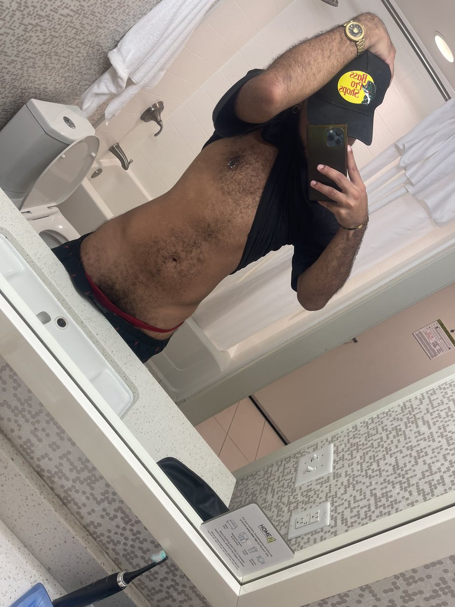 Hope you like all the hair 🐻