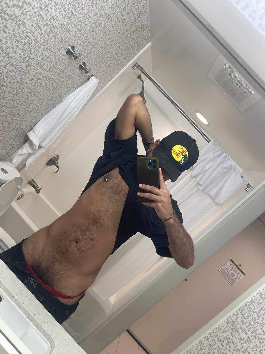 MaskedMixedDom's tweet photo. Hope you like all the hair 🐻 https://t.co/FVNRrmfLIJ