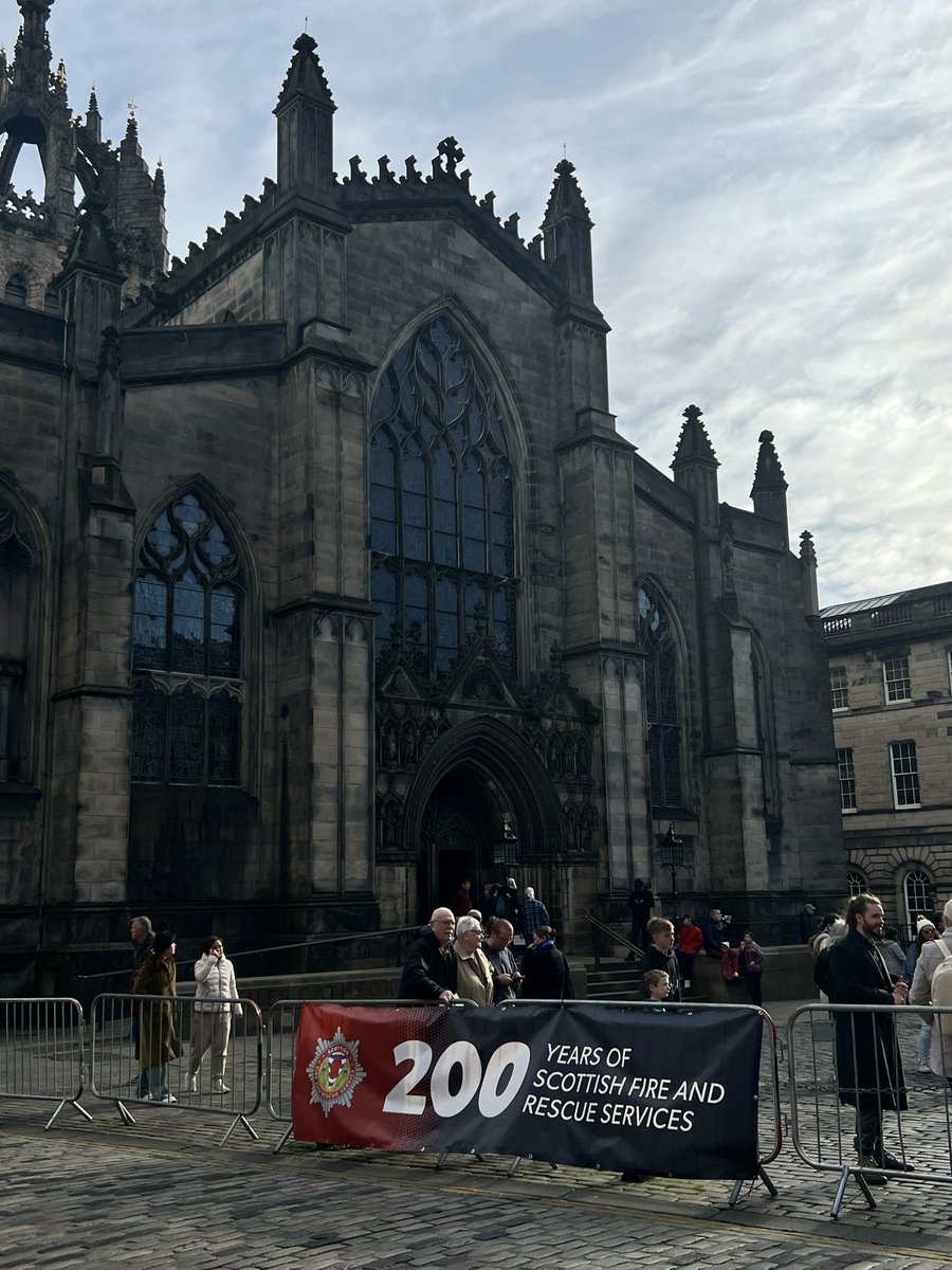 Fiona Reid (@scottishfee_ffc) on Twitter photo It was an honour to represent <a href="/firefighters999/">Fire Fighters Charity</a> today at St Giles Cathedral, Edinburgh, for the 200th anniversary of Scottish fire and rescue services. It was an honour to represent <a href="/firefighters999/">Fire Fighters Charity</a> today at St Giles Cathedral, Edinburgh, for the 200th anniversary of Scottish fire and rescue services.