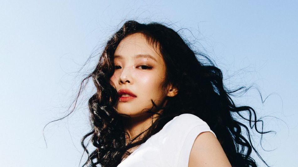 notiksplay's tweet photo. #Jennie de #BLACKPINK debuta en las listas de Billboard con su sencillo ‘Mantra’ https://t.co/7fH1hozqDv

#KPOP 
#kpop_twt
#JENNIE 
#JENNIE_Mantra https://t.co/ATzJMXZHeB