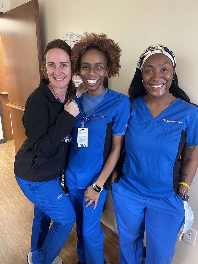 CommUnityCareTX's tweet image. 👏🧡 CommUnityCare expresses heartfelt gratitude to our incredible Medical Assistants this #MedicalAssistantRecognitionWeek! Thanks for your hard work and commitment to our community. We appreciate everything you do! #MedicalAssistantsRock #ThankYouMAs #CommUnityStrong