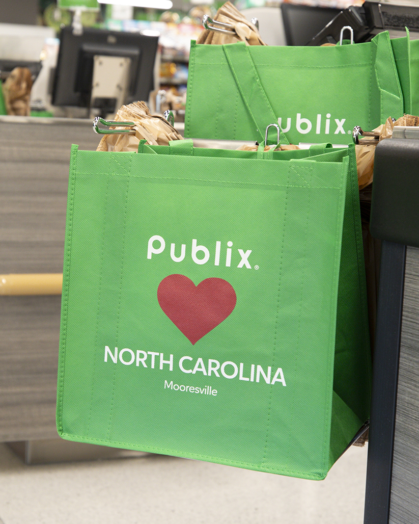 Welcome to the family, Store #1872, in Mooresville, NC. 💚

Store information: spr.ly/6013qI77f
