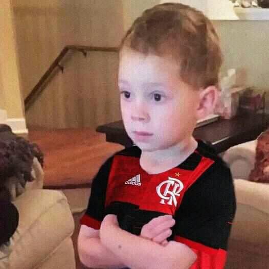MariiLarisse's tweet photo. Flamenguista não tem paz nem no dia que não joga, é Varela, é Matheus Gonçalves .... https://t.co/HMbzfSR6F7