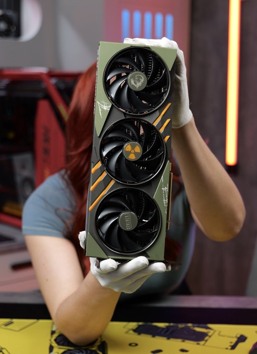 Nay.Tesseract tweet media