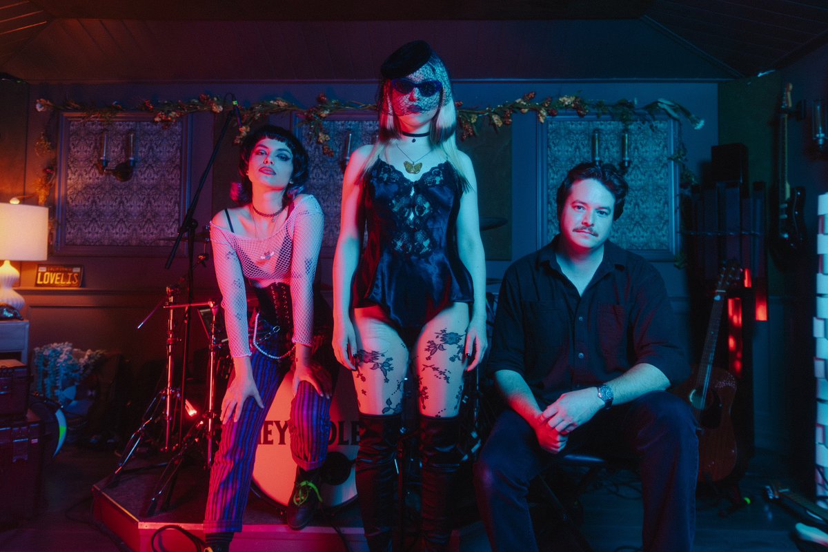 HEY VIOLET tweet media