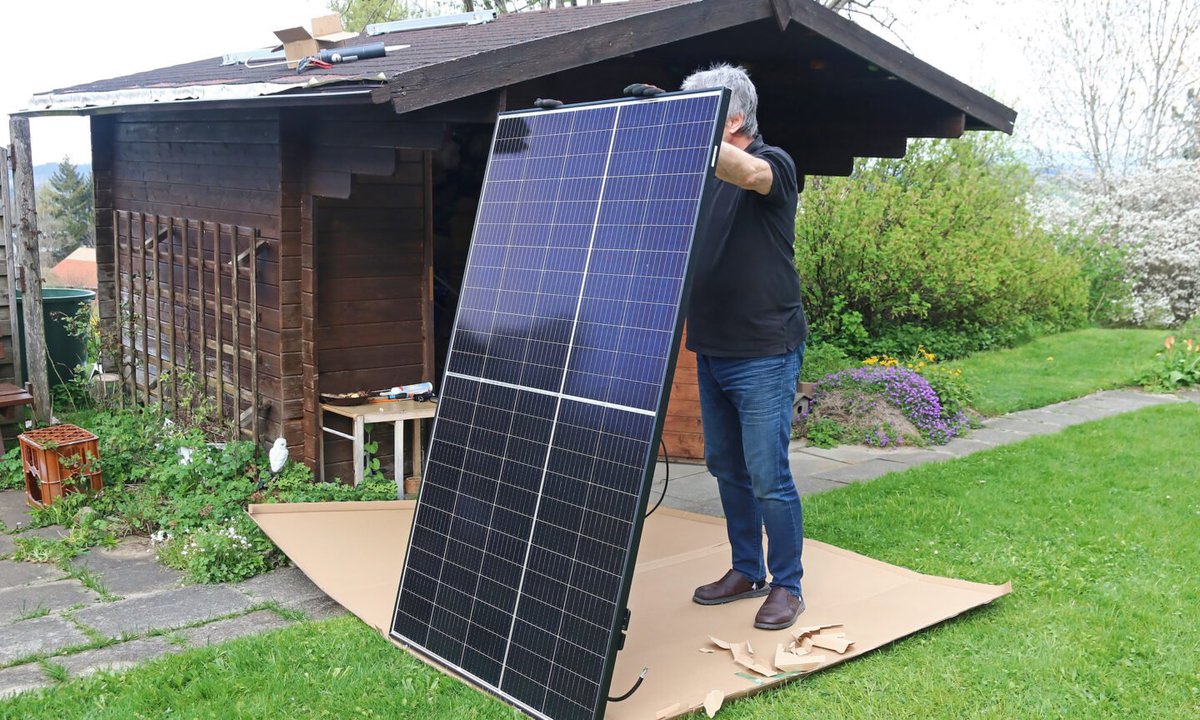 rickmoorecom's tweet image. How to #DIY #solarpanels 

zurl.co/aczu

#RickMoore #RickMooreTeam #MelindaSkogerson #R1RealEstate #DesertAire #DesertAireRealEstate #DesertAireMattawa #RickMooreRealEstate