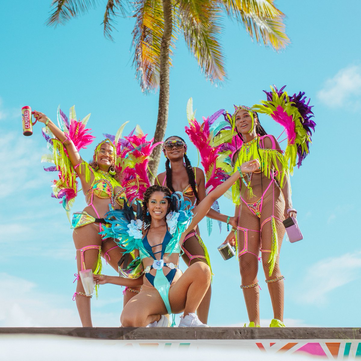 visit_tobago's tweet photo. It's officially Tobago Carnival! 🎊 We're so excited for the lineup of events starting tonight all the way through to Sunday! 

Check out the official calendar of events here: https://t.co/hHrt2tPT5N 🔗

📸: Tobago Festivals

#TobagoBeyond | #101ReasonsTobago | #TobagoCarnival https://t.co/MjlxWOGXwi