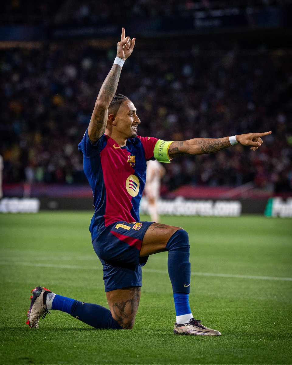 _BarcaInfo's tweet photo. KOCHAM TEGO BRAZYLIJCZYKA!!! 🥰🥰🥰🥰🥰

#BarcaBayern 🔵🔴 https://t.co/3QstI8UPcF