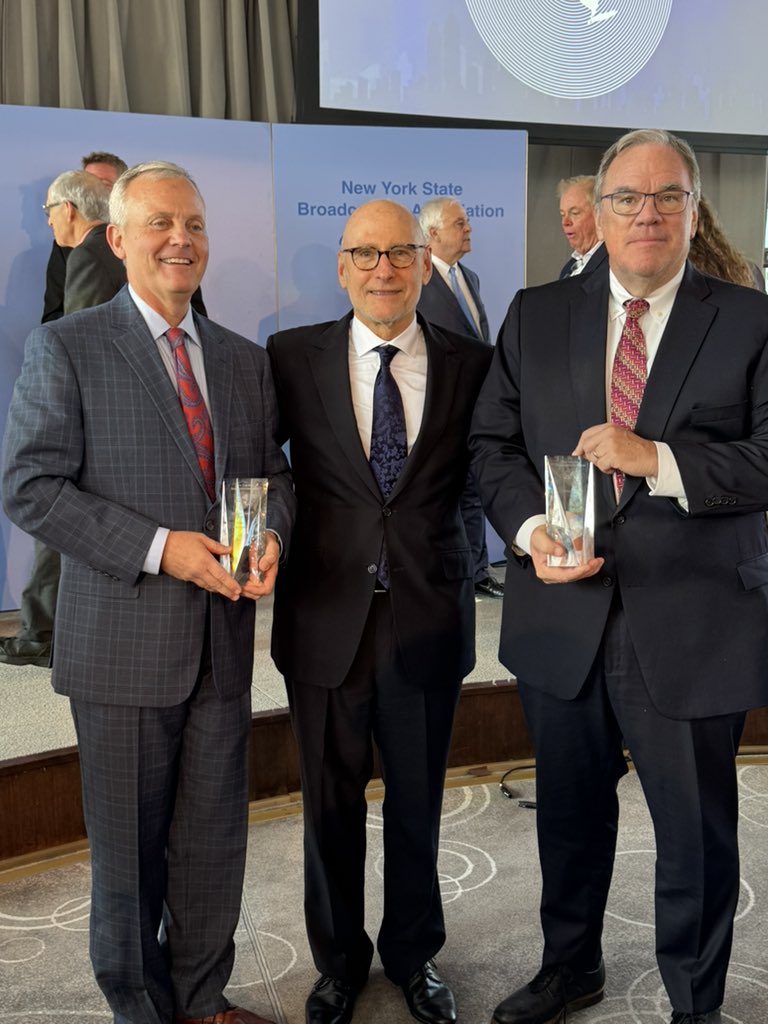 ChuckSam13_31's tweet photo. Congrats to @MikeCatalana and John Murphy for their induction into the New York State Broadcasters Hall of Fame today. Great gentleman personally and professionally. https://t.co/E2qjbUgtgk