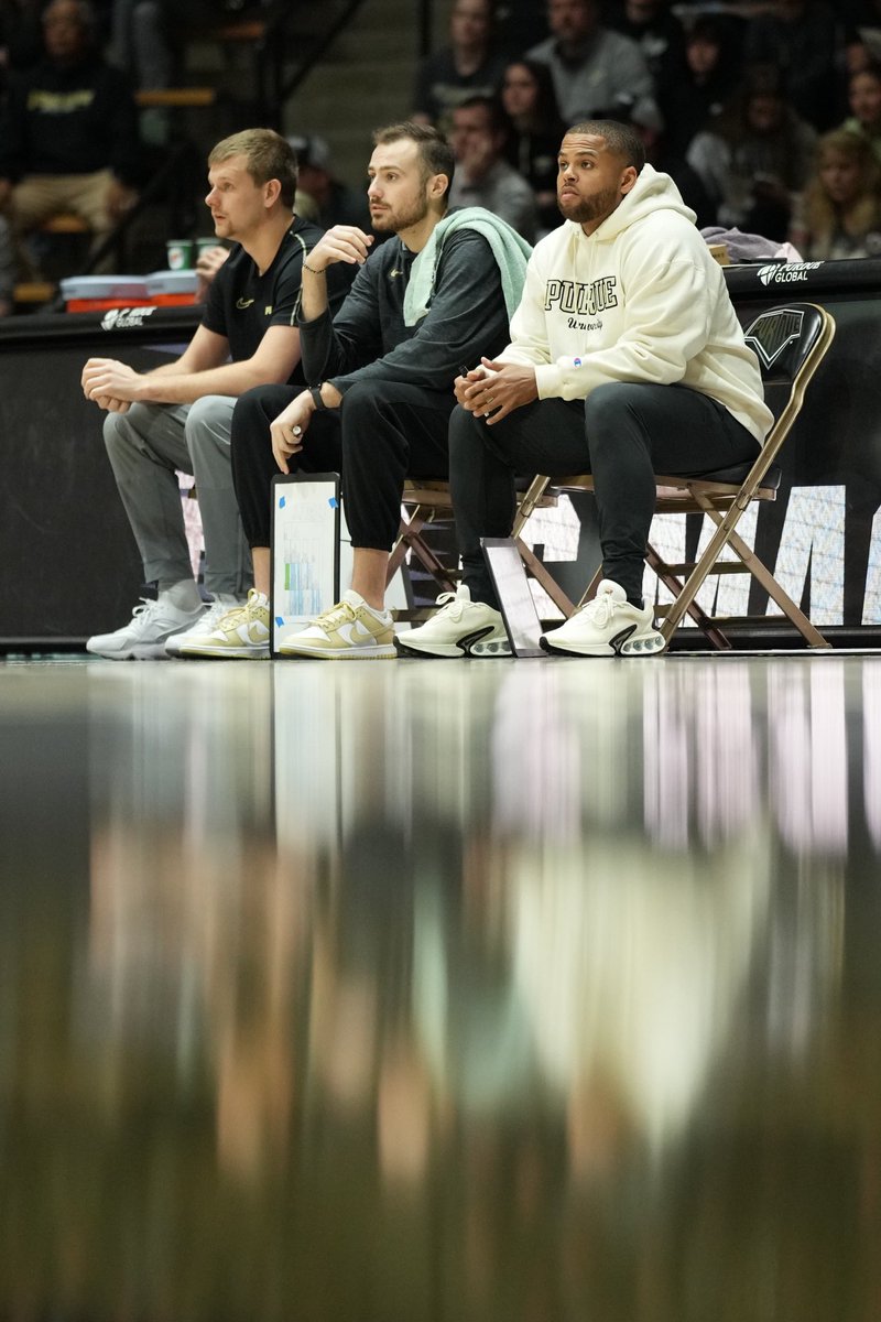 Rapheal Davis (@raphealdavis3) on Twitter photo Talkin' Hoops with <a href="/BoilerBall/">Purdue Men's Basketball</a> Assistant <a href="/pj_thompson11/">Pj Thompson</a>
PJ shares insights on leading one of the Nation’s top offenses last season, reflects on his relationship w B1G Preseason POY, Braden Smith, talks what to expect vs Creighton, and more. #BoilerUp
youtu.be/ghHZGEgZKGY?si… Talkin' Hoops with <a href="/BoilerBall/">Purdue Men's Basketball</a> Assistant <a href="/pj_thompson11/">Pj Thompson</a>
PJ shares insights on leading one of the Nation’s top offenses last season, reflects on his relationship w B1G Preseason POY, Braden Smith, talks what to expect vs Creighton, and more. #BoilerUp
youtu.be/ghHZGEgZKGY?si…