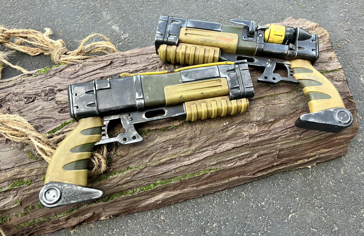 Bentley PoorCorgiActor tweet media