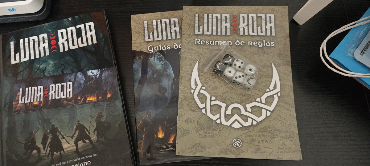 Gourethys's tweet photo. Cómo era prometido, he aquí mi copia de #LunaRojaRPG del compañero @LuisMontejano8 editado por @WalhallaEd. Un juego de rol grim&amp;dark con influencias de Mononoke Hime o Symbaroum e incluso Diablo. Adéntrate en Rukhia y descubre los secretos enmarañados entre sus oscuras telarañas https://t.co/CBX8liYcVy
