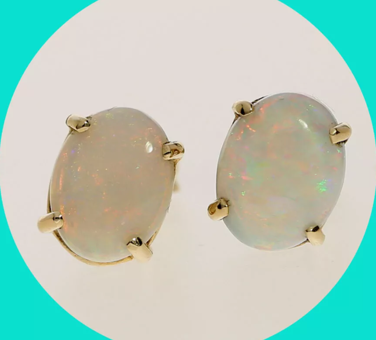 EmpirePawn's tweet image. A beautiful pair of classic drop stud earrings with 2 nicely matched oval cabochon opals with lovely, prismatic hues and opalescence. A perfect gift for an October birthday at a very affordable price!  #OpalEarrings #OctoberBirthstone #Opals ebay.com/itm/2349500673…